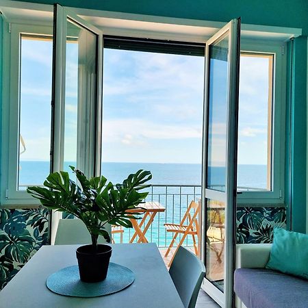 Una Finestra Sul Mare Home 1 Bergeggi Exterior foto
