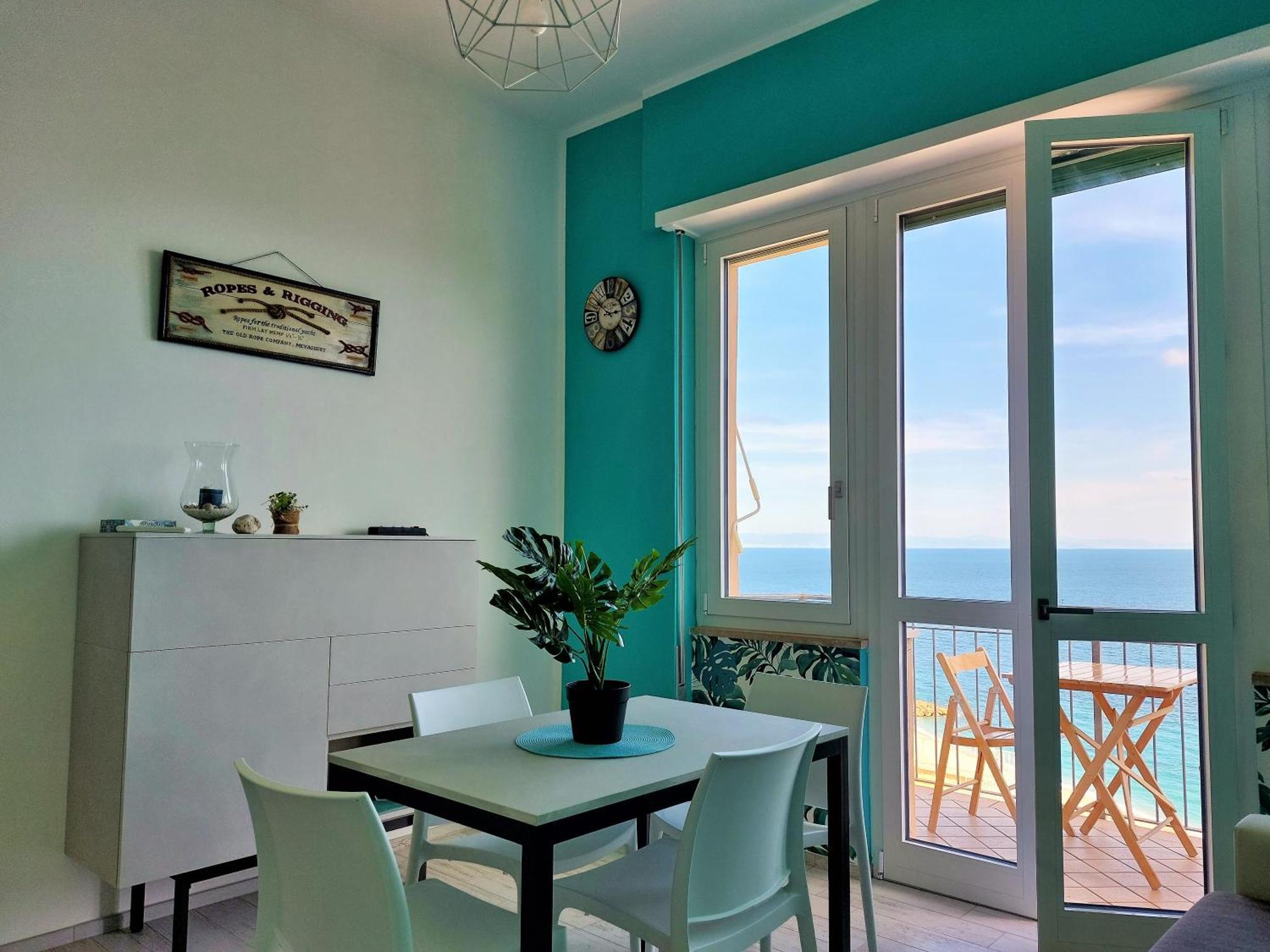 Una Finestra Sul Mare Home 1 Bergeggi Exterior foto