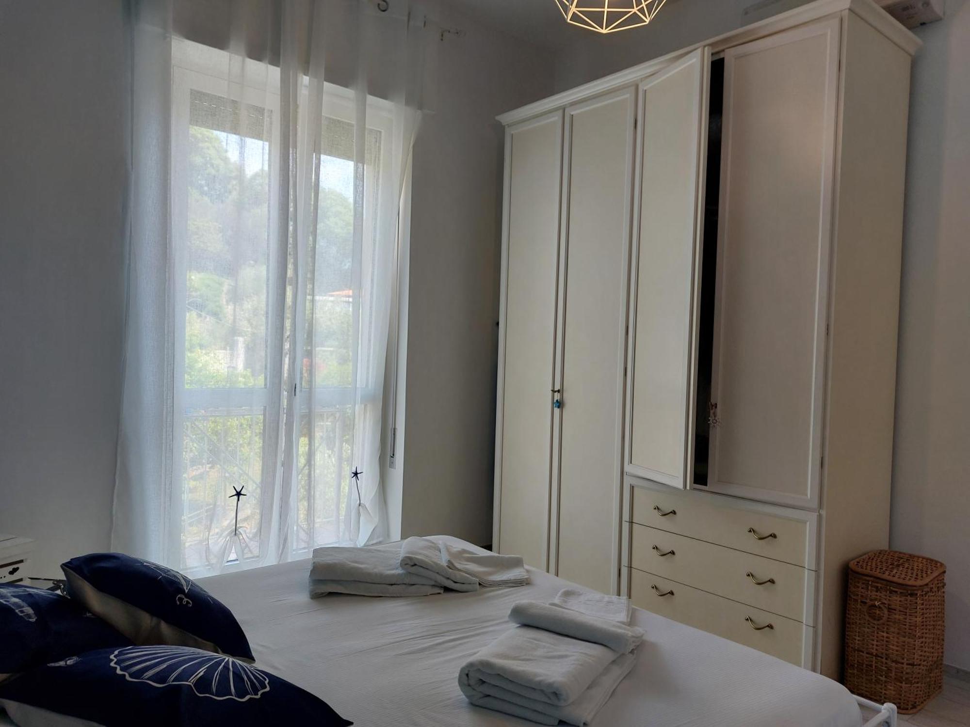 Una Finestra Sul Mare Home 1 Bergeggi Exterior foto